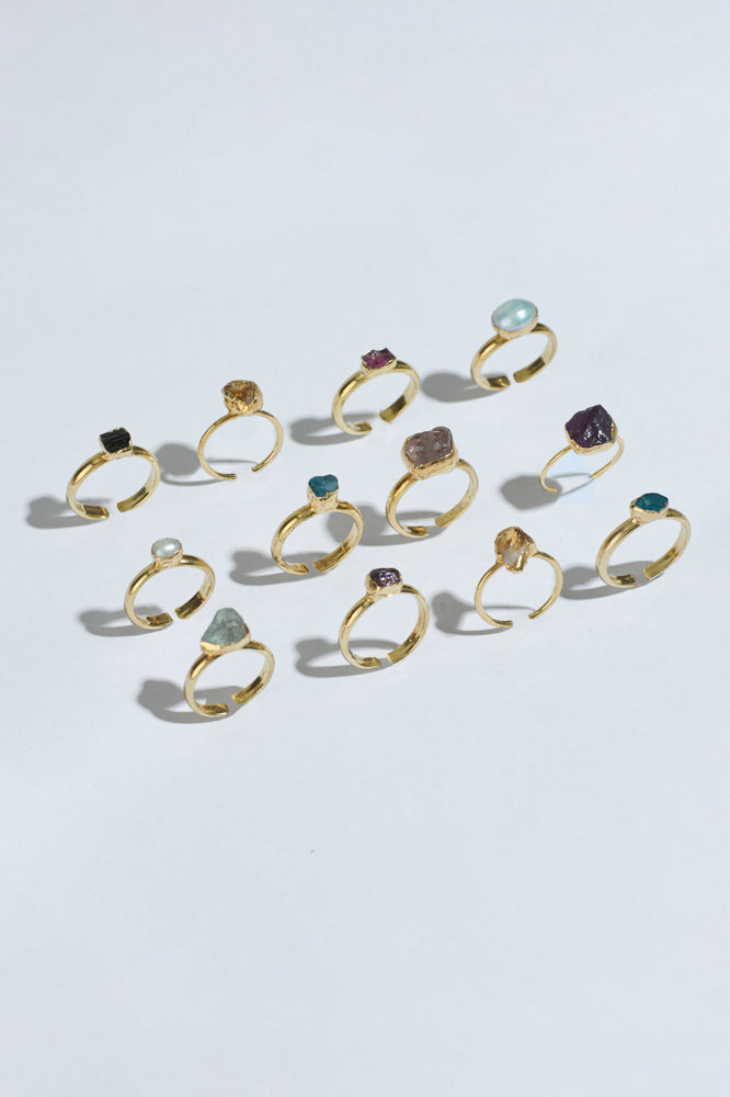 Luna Gold Ring