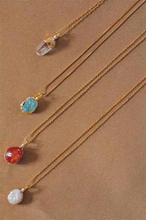 Isla Necklace - Gold